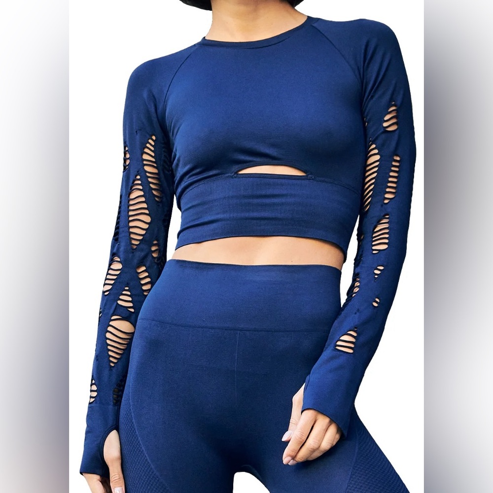 UNDER CONTROL CUTOUT WORKOUT TOP L/XL
